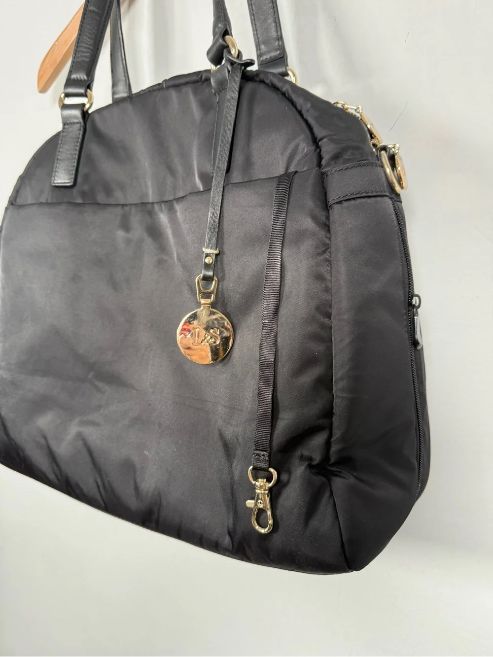 Lo & Sons The O.G. 2 Medium Laptop Travel Tote Bag Black Nylon Gold Hardware